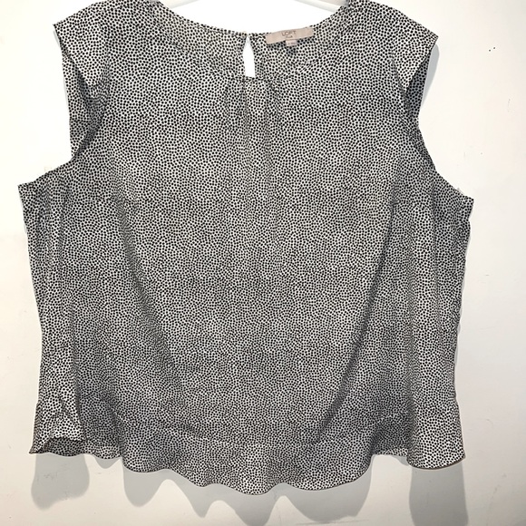 LOFT Tops - Women’s LOFT Plus Lightweight Floral Shell Cap Sleeves Shirt size 24